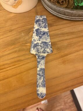 Formalities by Baum Bros. Cake/Pie Server
